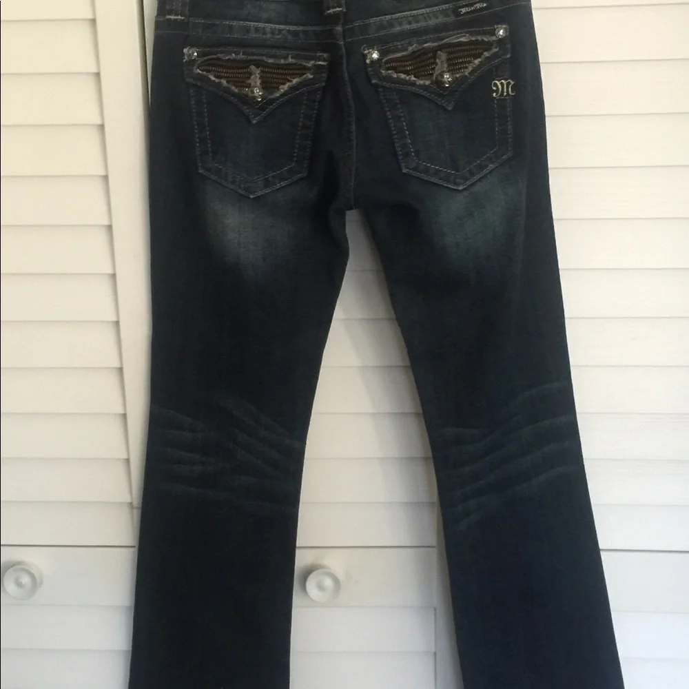 Miss Me Blue Jeans - Picture 3 of 5